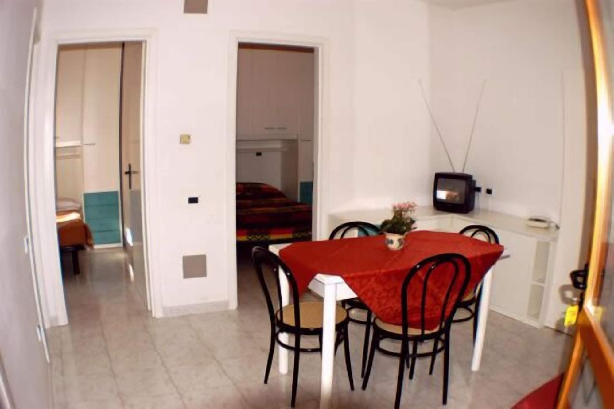 Villaggio Colombo Nuova Gestione Marina dʼMarina dʼAndora Bagian luar foto